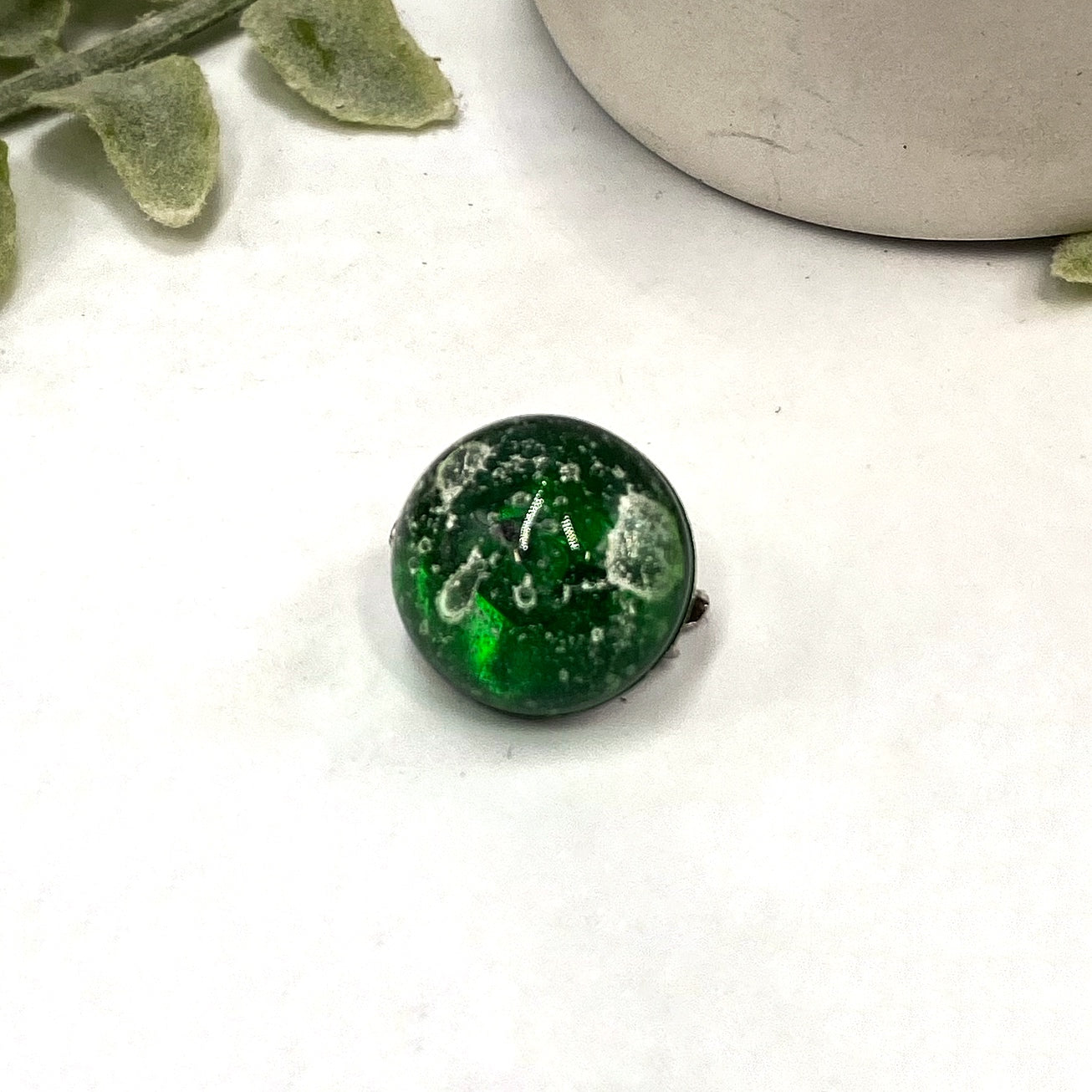 Remembrance Glass 20mm Cabochon Brooch