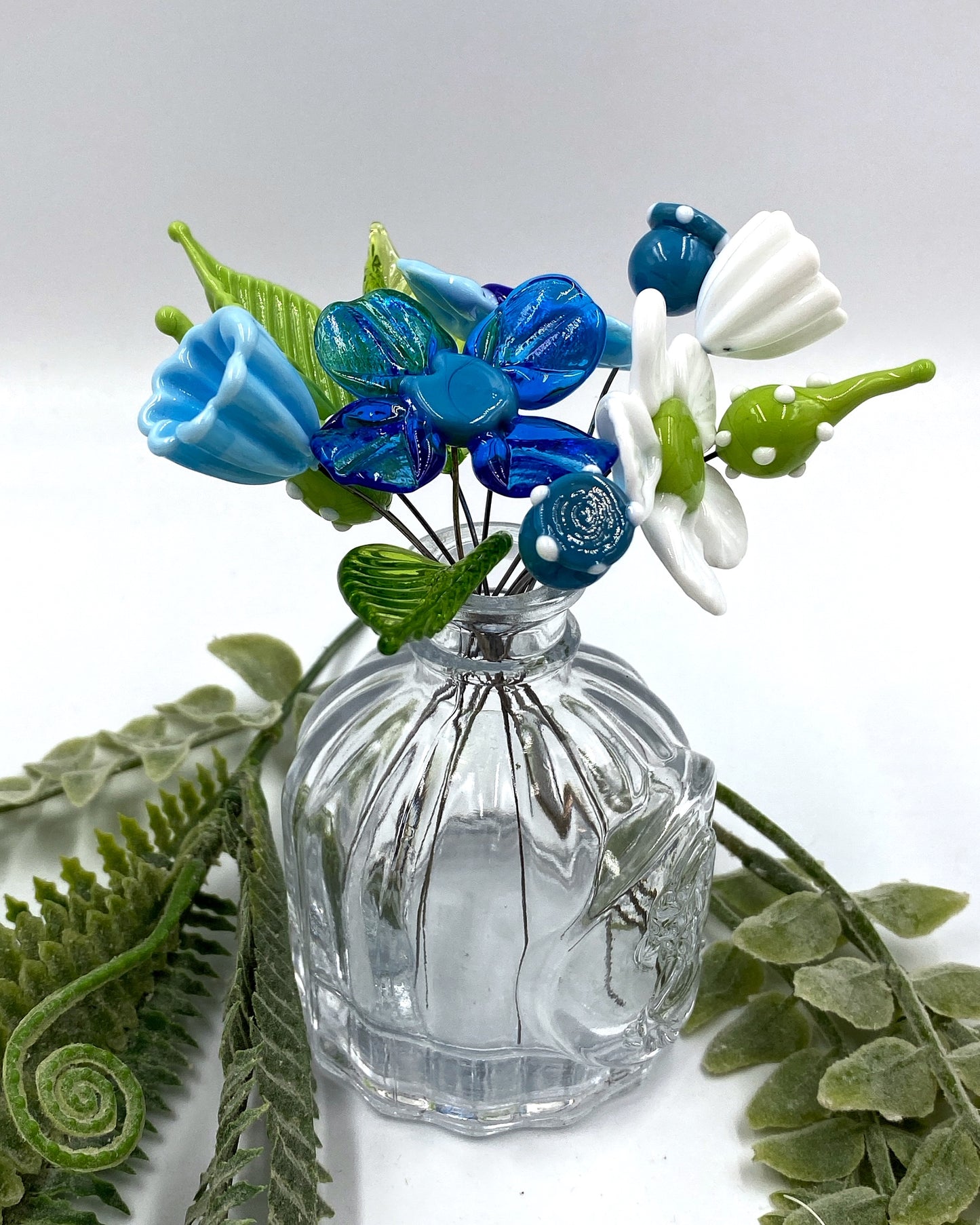 Ocean Whisper Posy - Ashes in Bloom