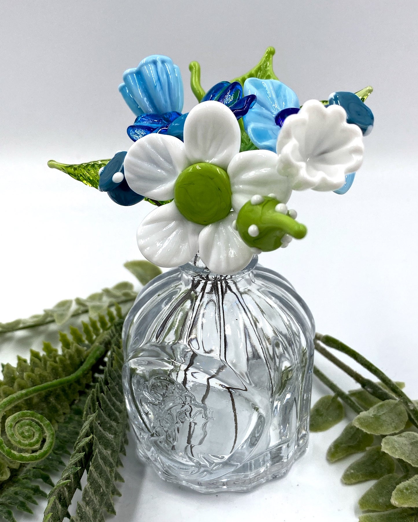 Ocean Whisper Posy - Ashes in Bloom
