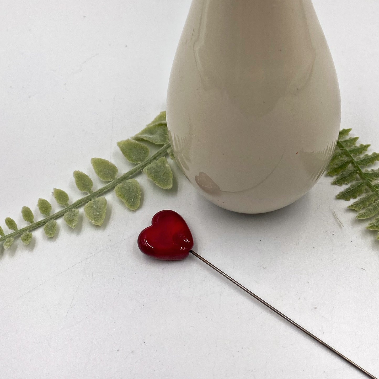 Single Red Glass Heart Stem